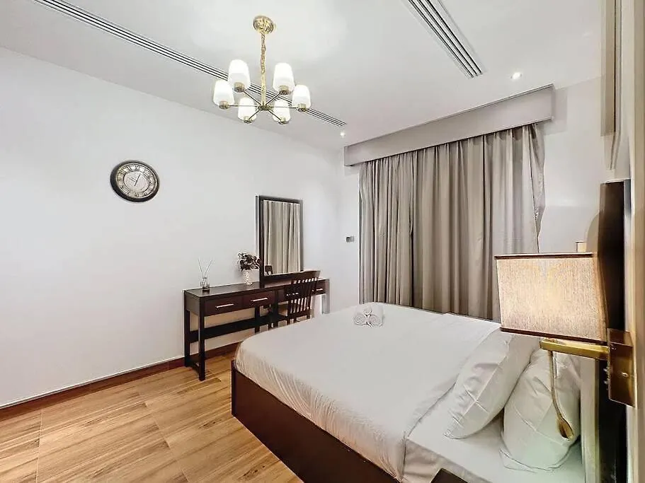 Tick - King Suite City Skyline View With Pool & Sauna Dubai 0*,  United Arab Emirates